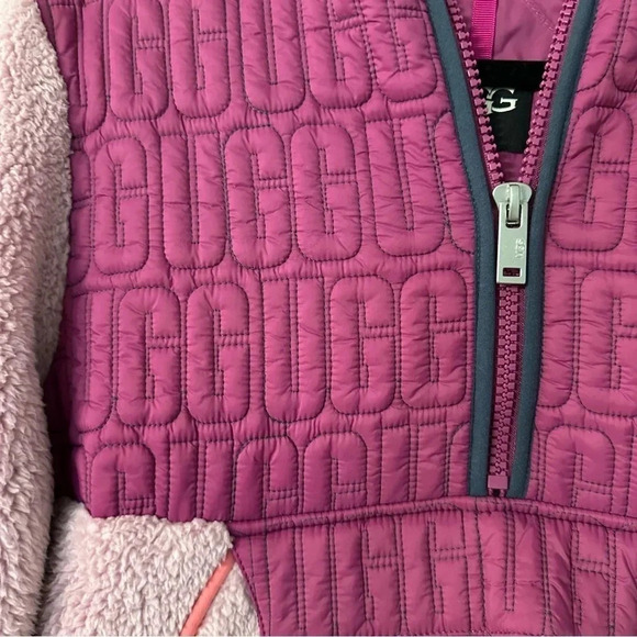 UGG Iggy Sherpa Half Zip Pullover Pink with Hood & Pockets Women's Size XS NWT - Picture 3 of 12